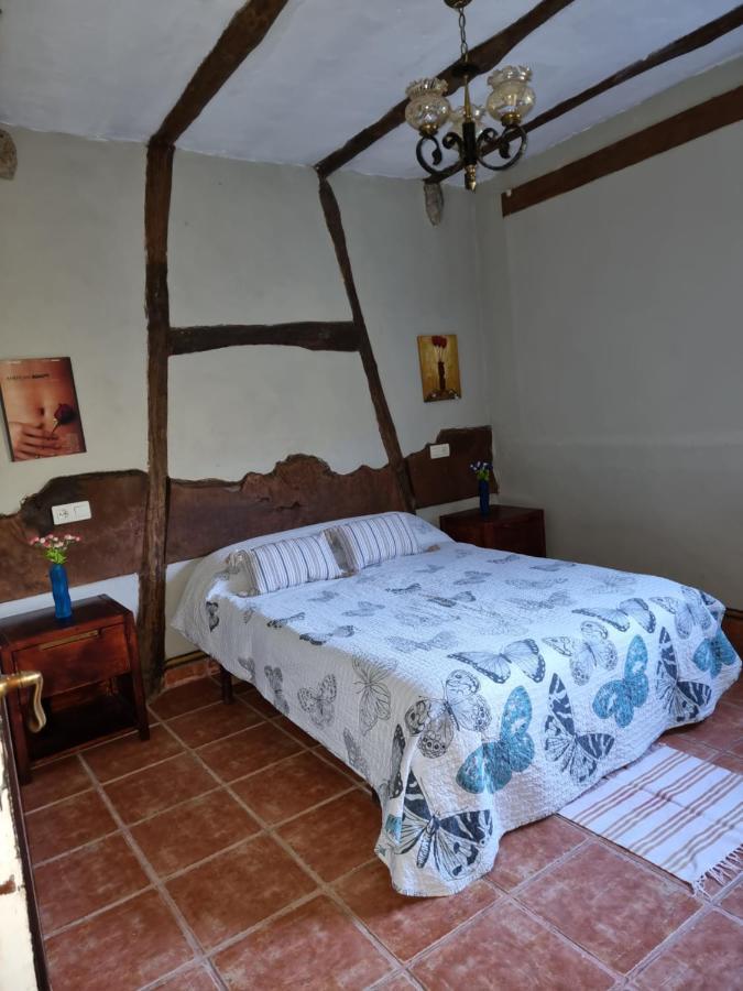 Corias Casona Junto Al Narcea Villa Bagian luar foto