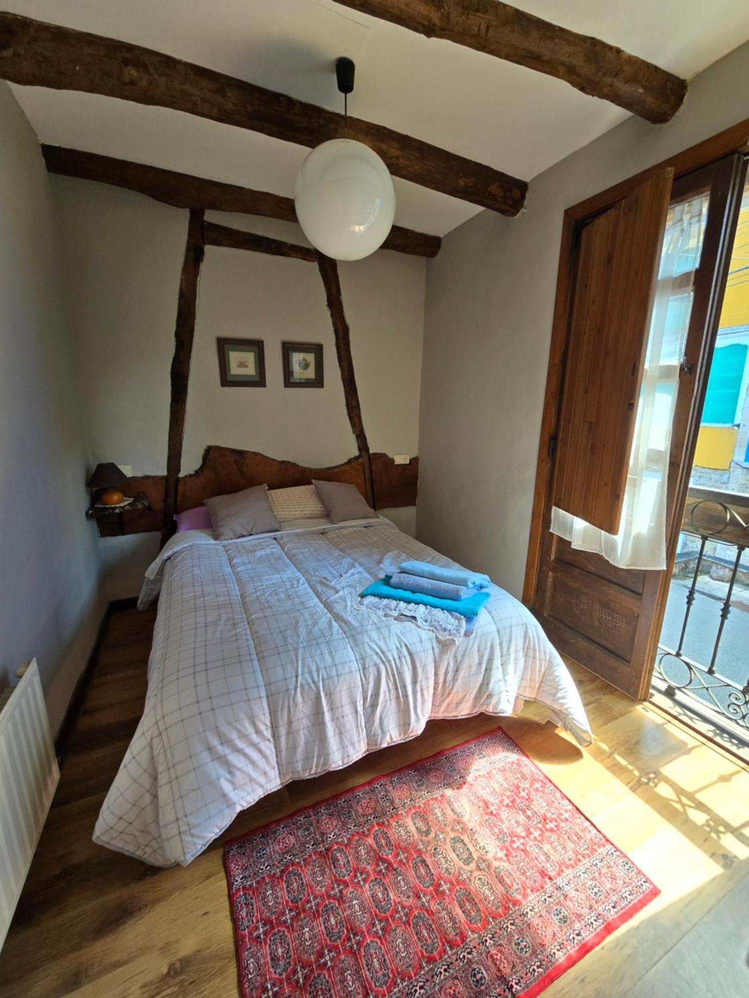 Corias Casona Junto Al Narcea Villa Ruang foto