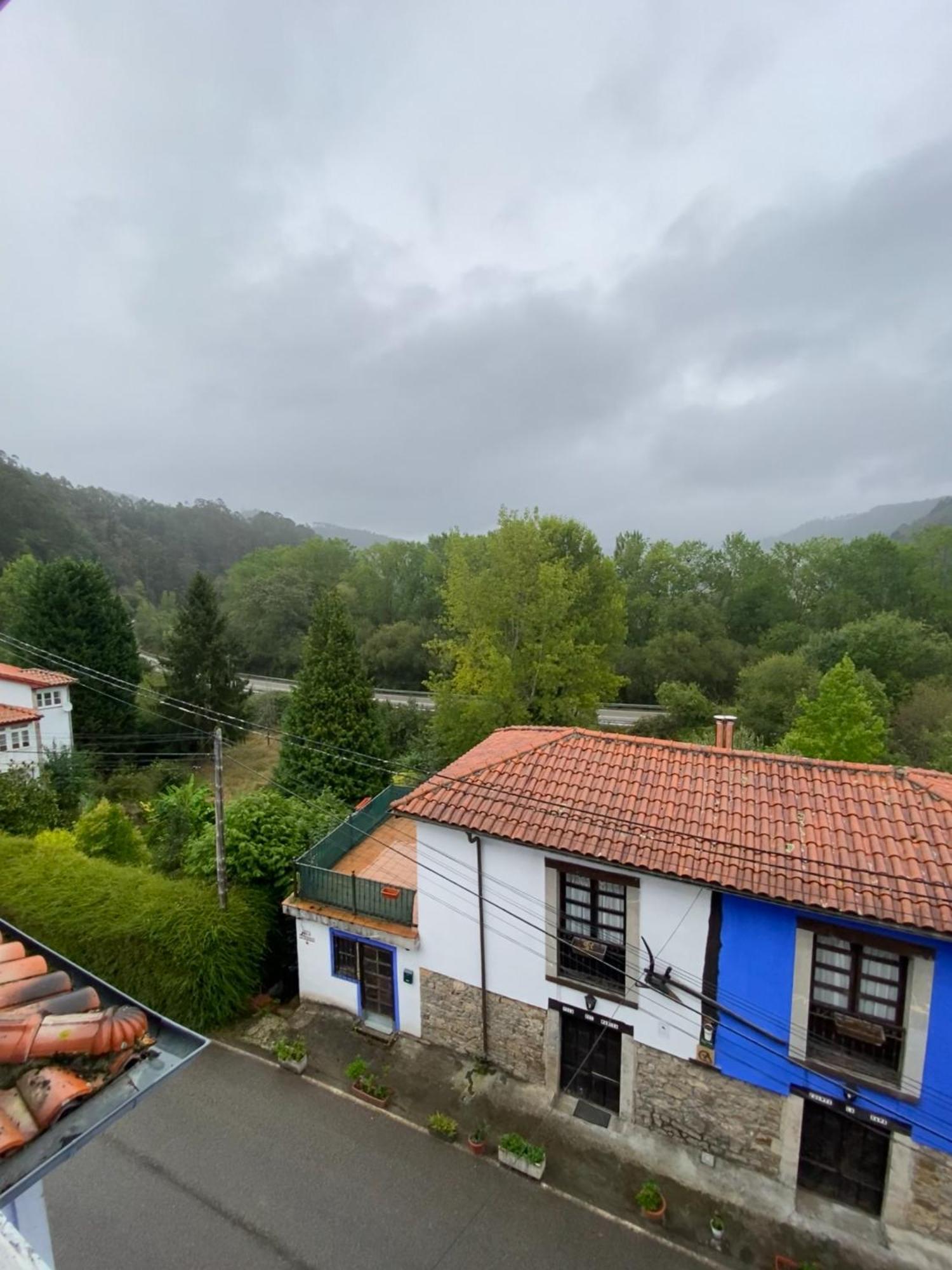 Corias Casona Junto Al Narcea Villa Bagian luar foto